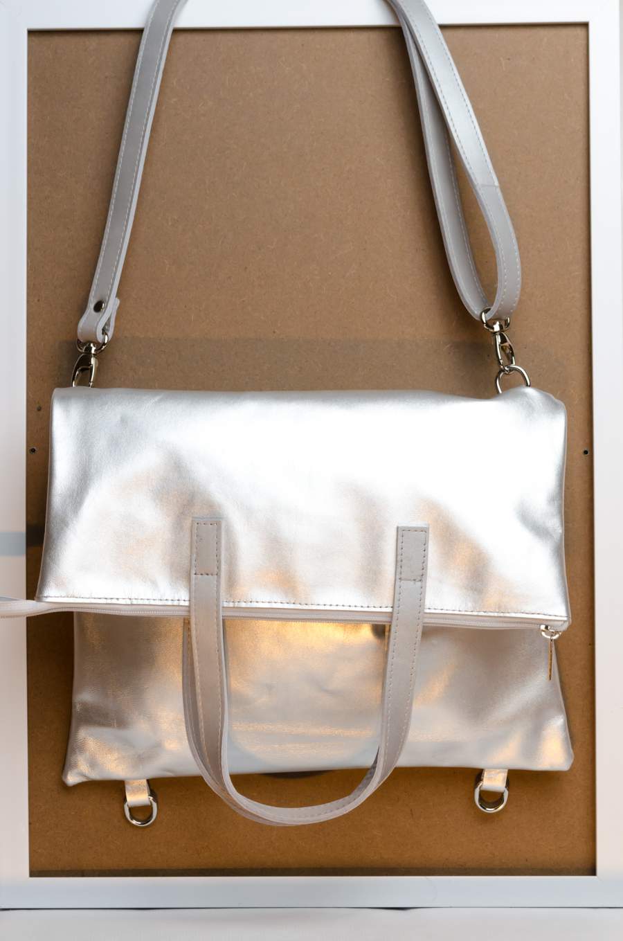Variálható hátizsák kézifogóval - világos ezüst színben